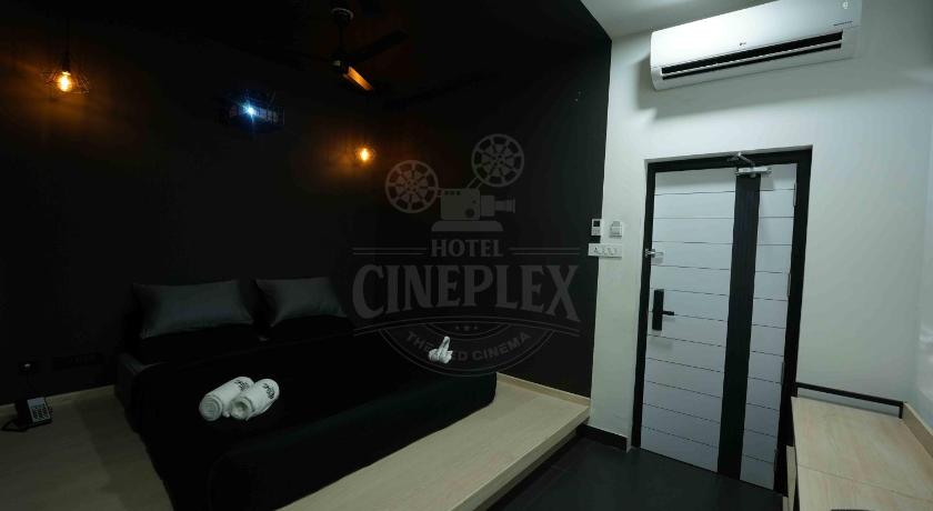 Hotel Cineplex - image 36
