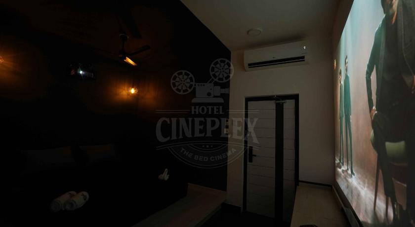Hotel Cineplex - image 39