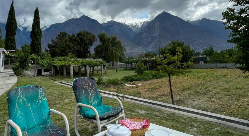 Ehsan-e-Bassi — Hotel in Gilgit