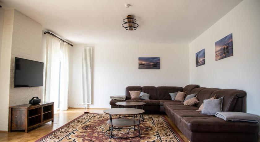 Ganzes Haus mit viel Platz fur Familie und Freunde