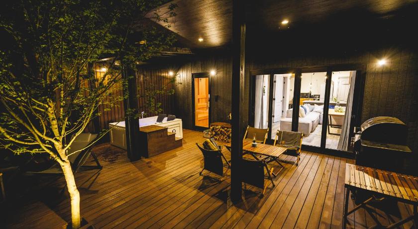 軽井沢 SAUNA FOREST CABIN 軽井沢 御代田 B棟 mori-asobi 4つ星 宿泊施設 施設