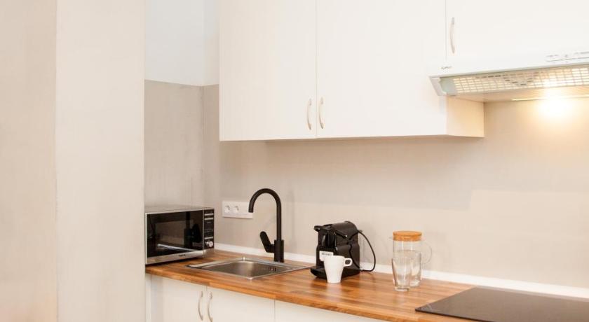 Sevilla GoToSeville Faustino Flats 4-Star Guesthouse suite