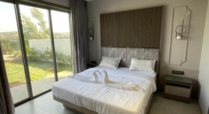 Jumbo Heavens 5 Bedroom Scenic Luxury Pool Villa photo