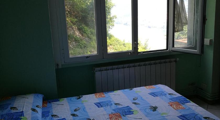 LAGO DI COMO LAKE APARTMENT CASA VACANZe photo