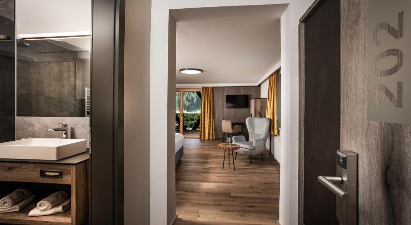 Image of Family Room with Terrace 2