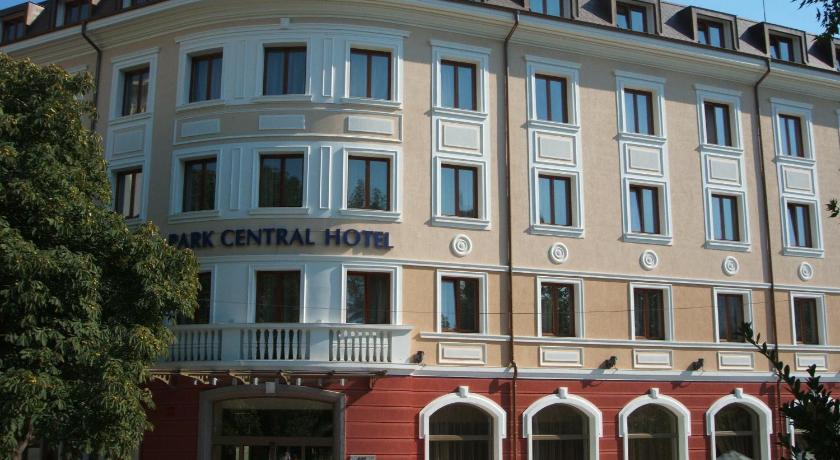 Hotel Park Central — Hotel in Sliven