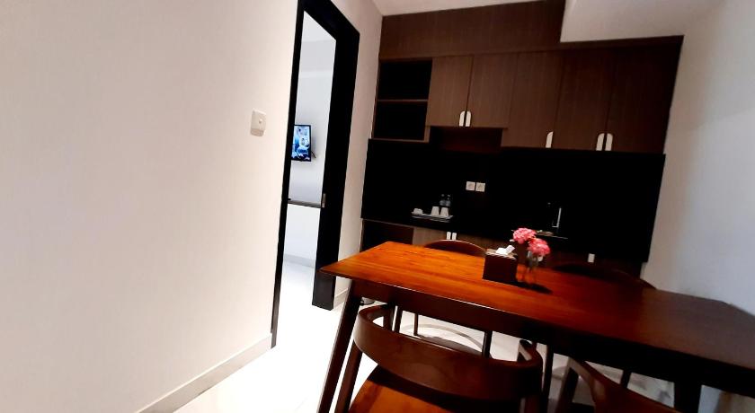 Image of Grand Deluxe Room 1