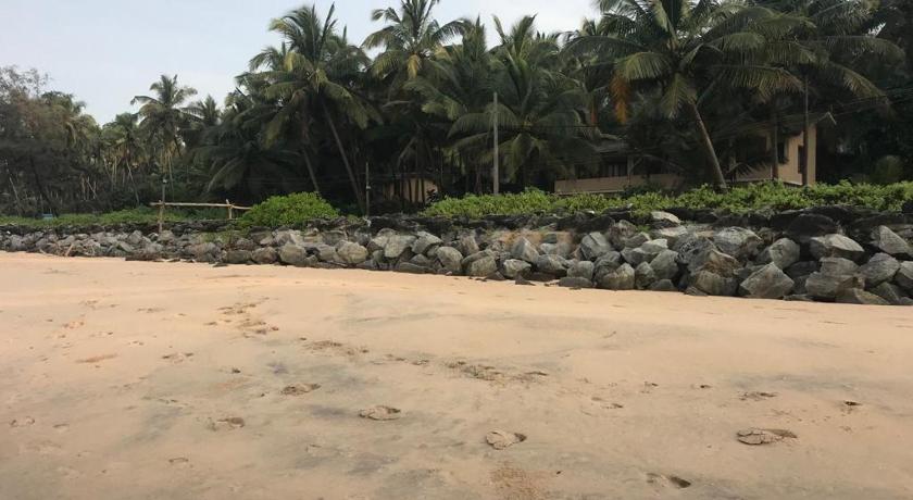 Kizhunna rock beach house — Hotel in Kannur