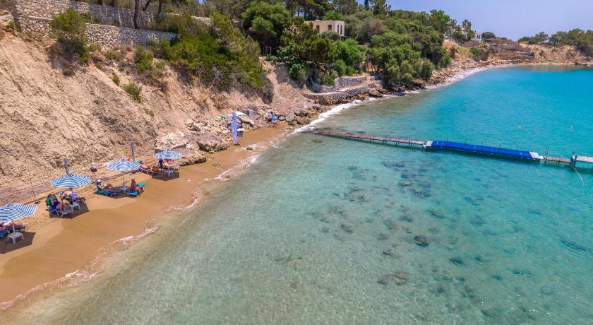 Aquavisionaire Beach Front Villa photo