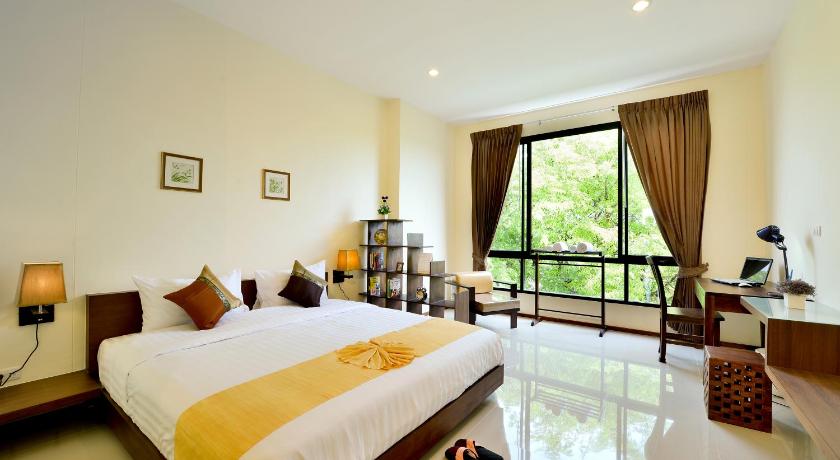 曼谷 The Choice Hotel - Adults Only 3星级 酒店 外观