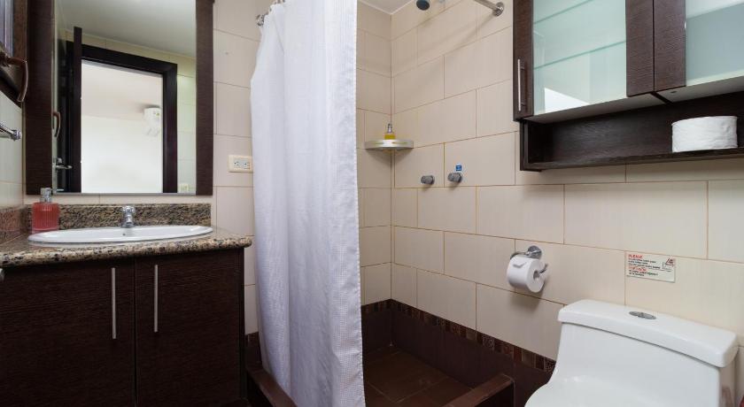 Galapagos Apartments - Bay View House photo
