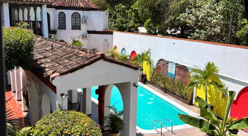 The Chill in Mansion Hostel Santa Marta — Hotel in Santa Marta