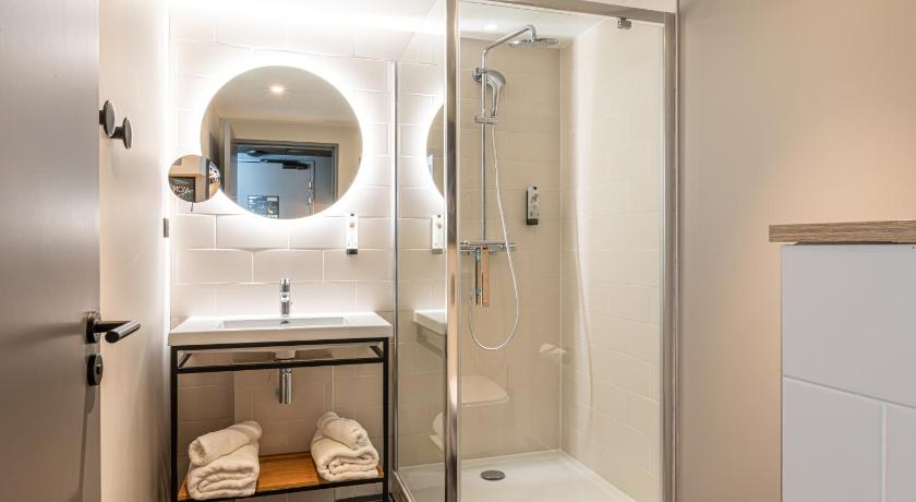 Best Western M-Treize Paris Asnieres photo