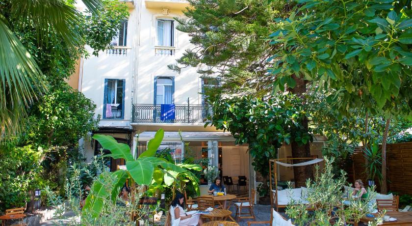 Auberge de Jeunesse HI Nice Les Camelias — Hotel in Nice