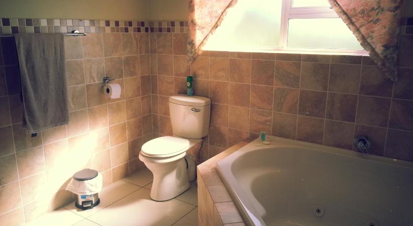 Image of Double Room with Balcony and Sea View 16