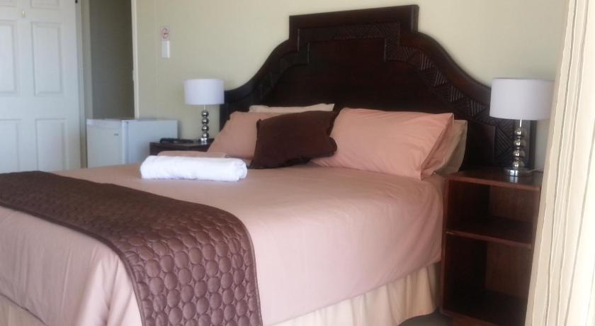 Image of Double Room with Patio and Sea View 7