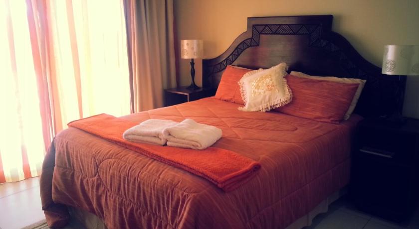 Image of Double Room with Pool View 7
