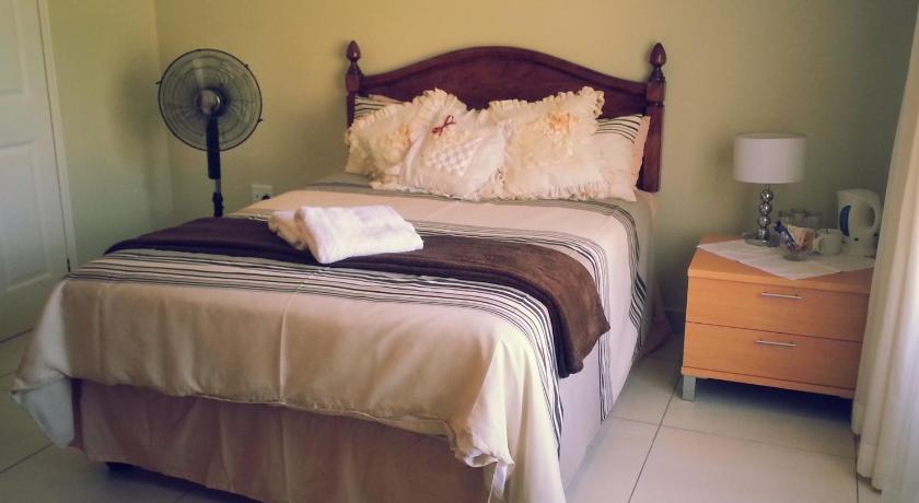 Image of Double Room with Private Shower -12 1