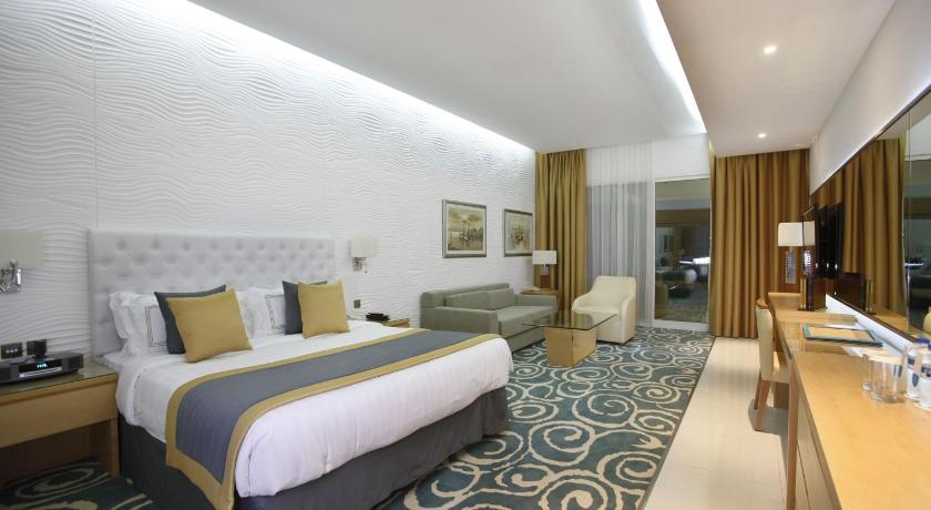 Image of Beach Villa with King Bed 2