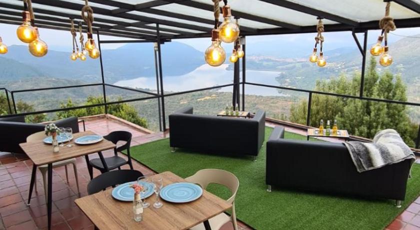 Hostal San Rafael La Calera — Hotel in La Calera