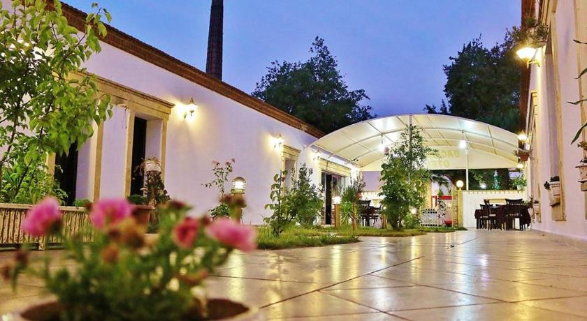 Bacahan Hotel — Hotel in Altinoluk
