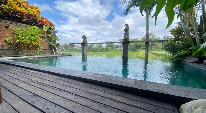 Sitala Villa photo