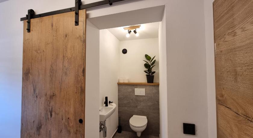 Bistro & Rooms pri Karlu - ex Hisa Budja photo