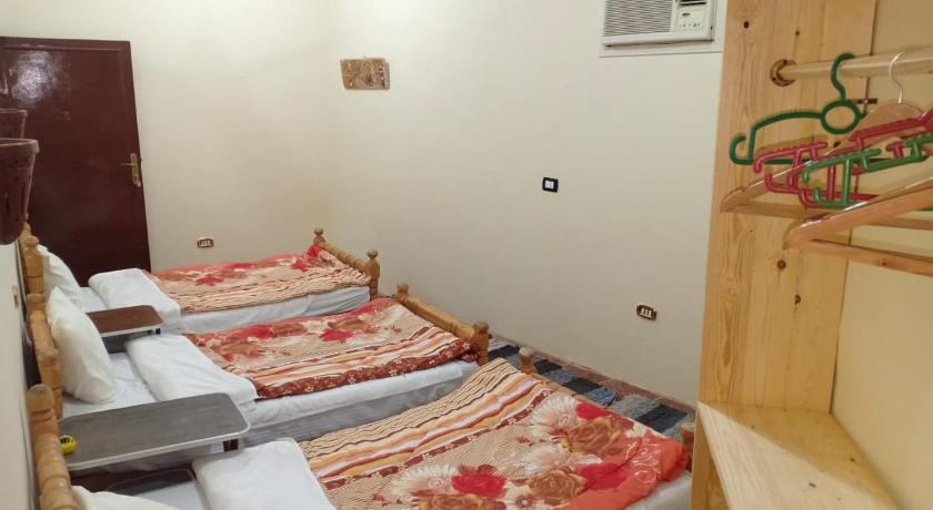 Image of Basic Triple Room 7