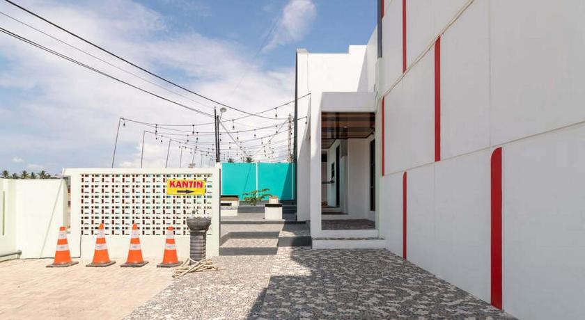 RedDoorz near Exit Tol Kotabaru ITERA Lampung – Bandar Lampung, AL