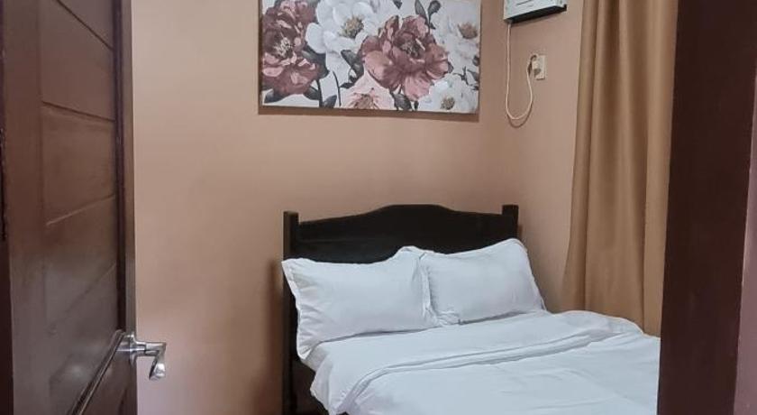 Tagoloan 'Boutique' Apartments photo