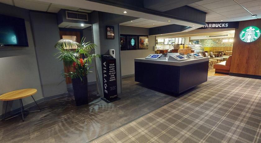 Village Hotel Manchester Hyde photo