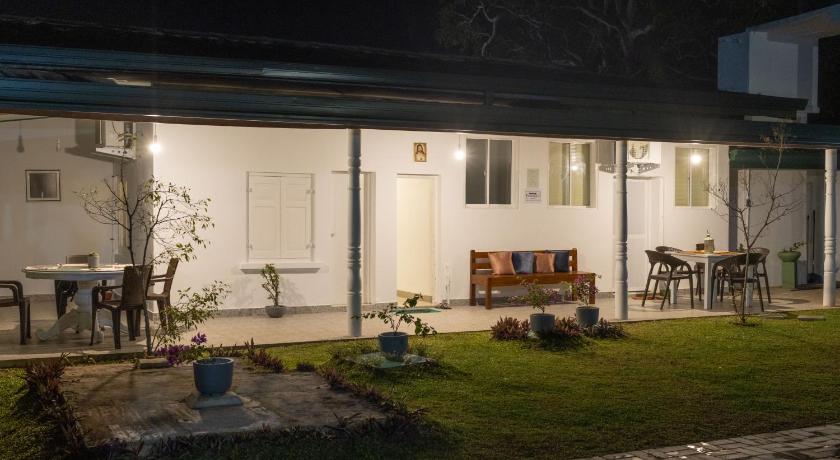 Bohemian Villa - Negombo photo