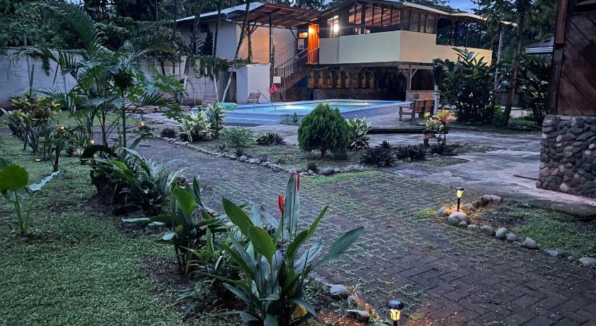 蓬塔卡拉曼卡 Perla Negra Beachfront 3星级 酒店 泳池