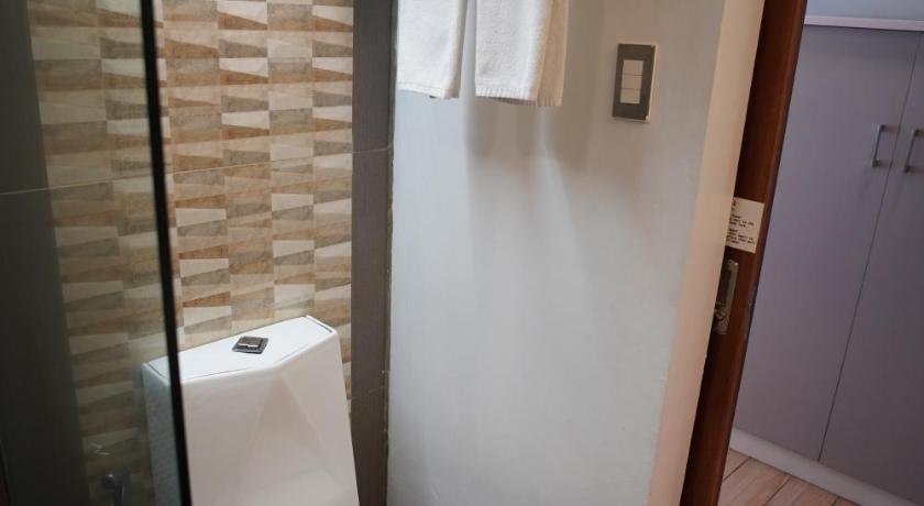 Image of Superior Room 8