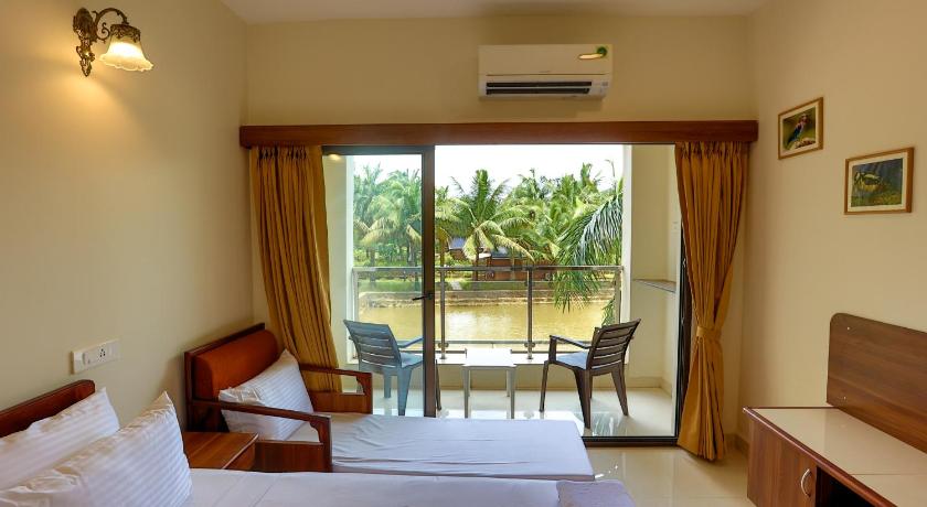 Image of Deluxe Lake View 0