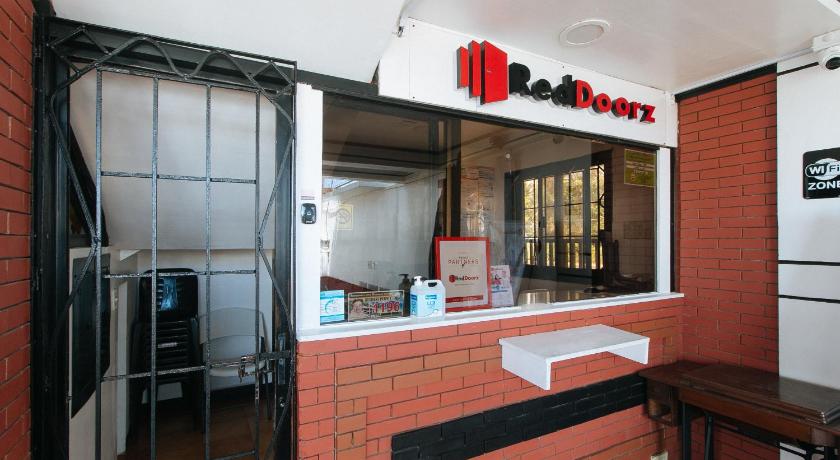 RedDoorz @ La Sefa Hotel and Resort Atimonan photo