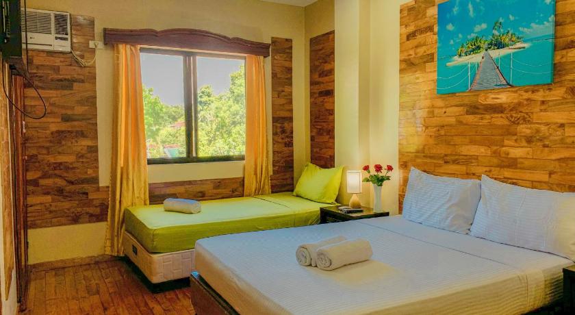 Image of Suite with Balcony 3