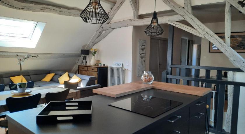 SPACIEUX APPARTEMENT LUMINEUX DE 125 M2 — Hotel in Amboise