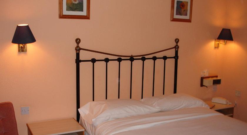 The Four Alls Inn photo
