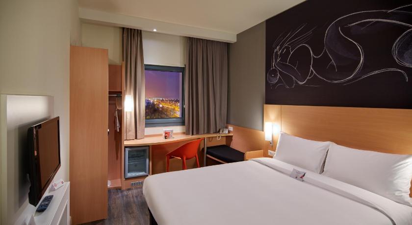 Immagine di Letto Matrimoniale Standard (Standard Double Bed) 1