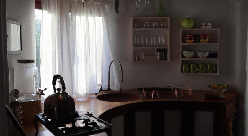 卢伊特博斯 Half Moon Hollow Eco Cottage 4星级 单人房 餐厅