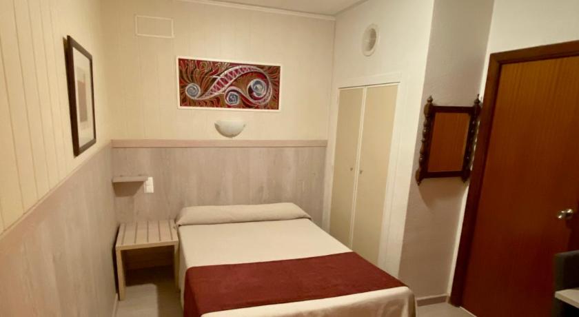 Hotel Real Castellon photo
