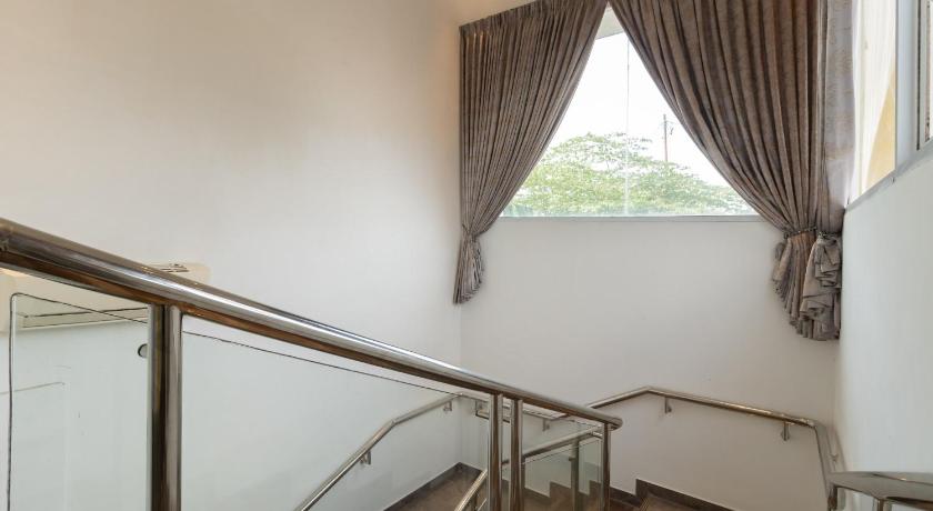 Sans Hotel Beauty Palembang – Palembang, GA