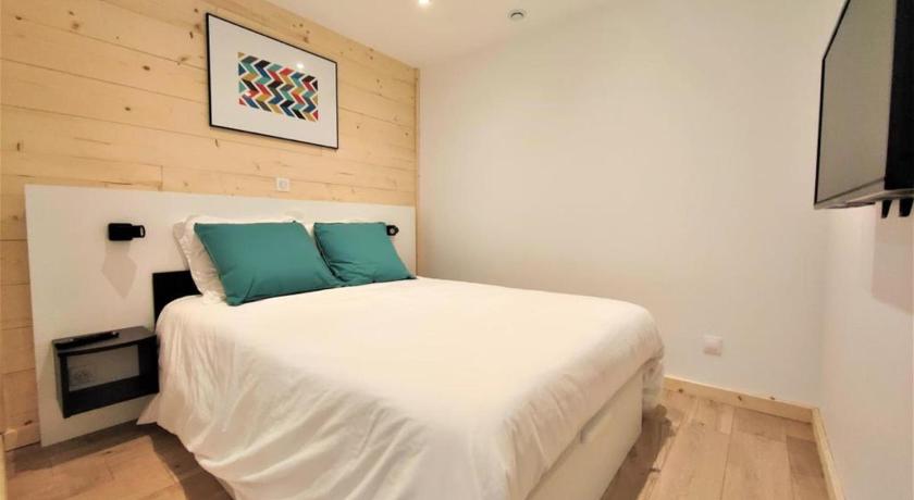 Refreshed Apartment In The Center Of Chamonix photo