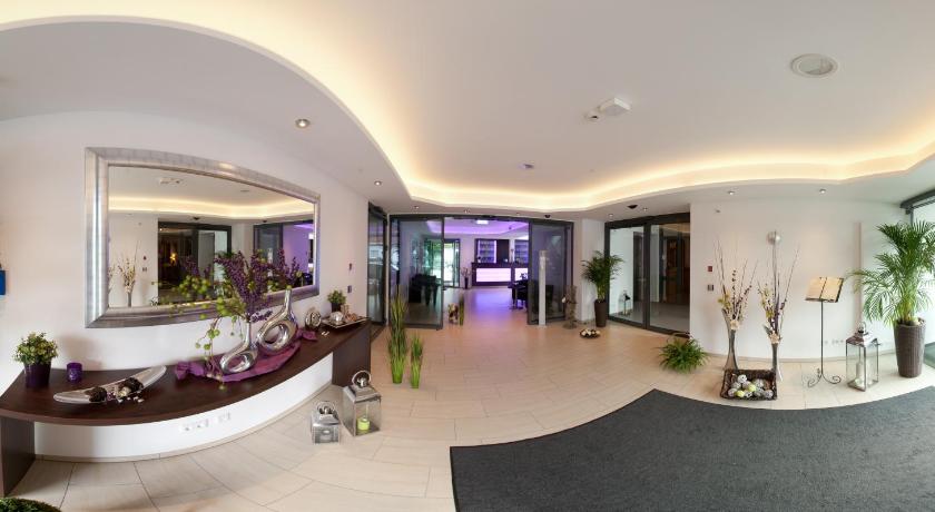 Wohlfuhl-Hotel Neu Heidelberg photo