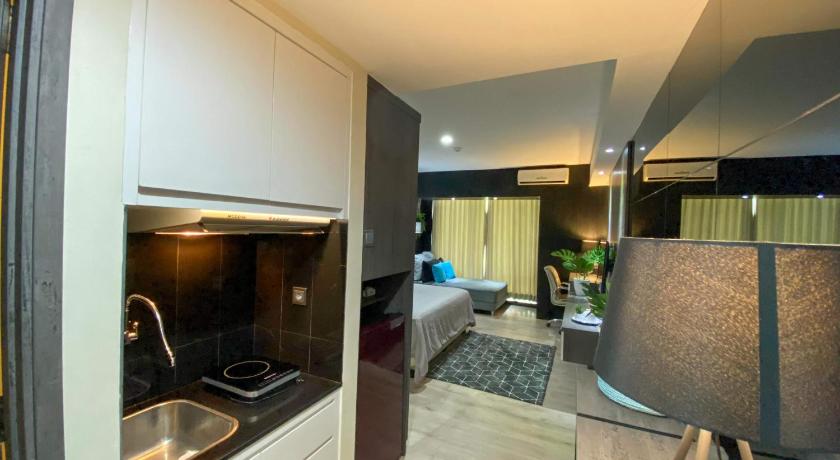 Lavenderbnb Room 8 at Mataram City photo