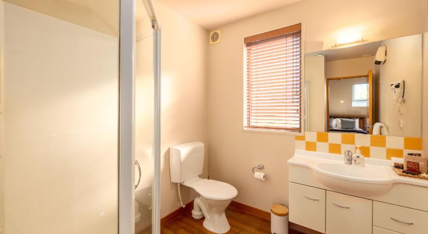 Image of Deluxe Triple Room 2