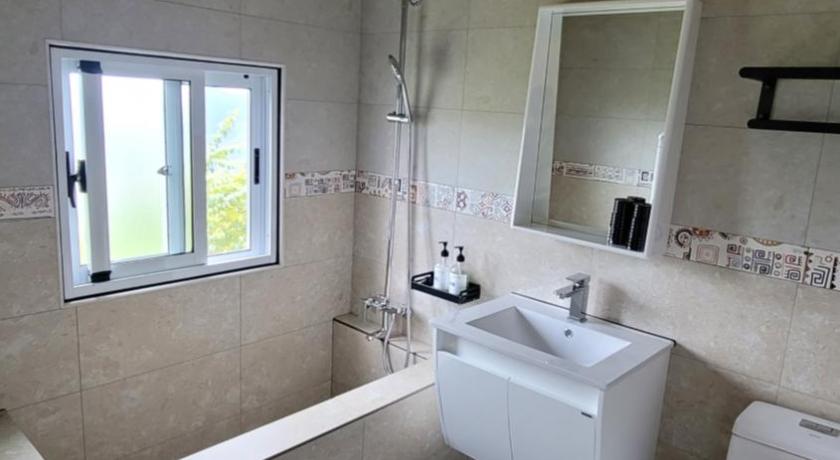 四人房 - 有陽台 (Quadruple Room with Balcony)圖片 2