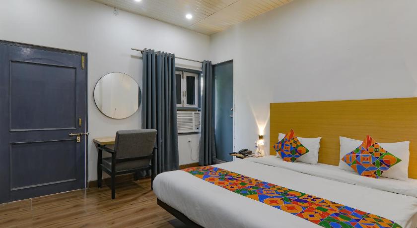 OYO Townhouse 703 Super-3 Govind Nagar                                                     photo