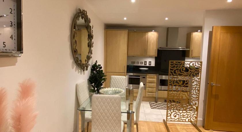 Fabulous 2 bed apartment in Vauxhall - image 5